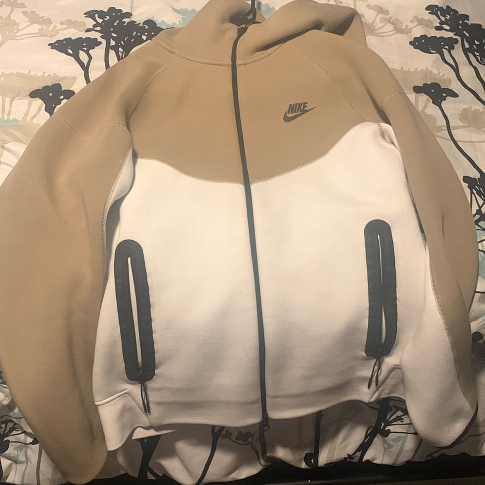 White and Tan niketech